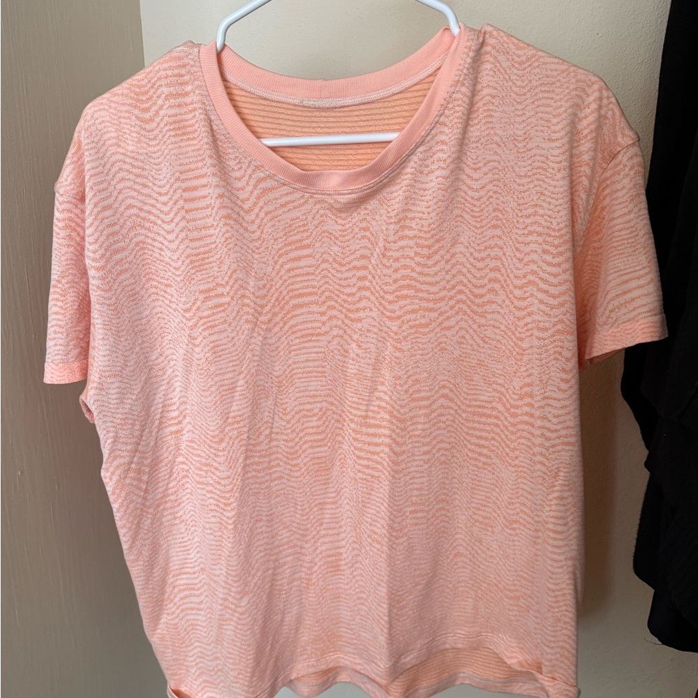lululemon athletica Peach Zigzag Women's Tee